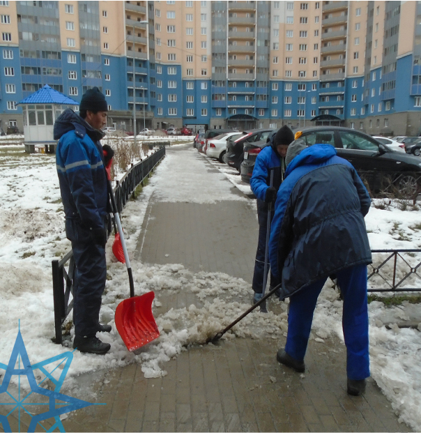 Работники ЖК «Аврора - 2» помогают весне вступить в свои права!